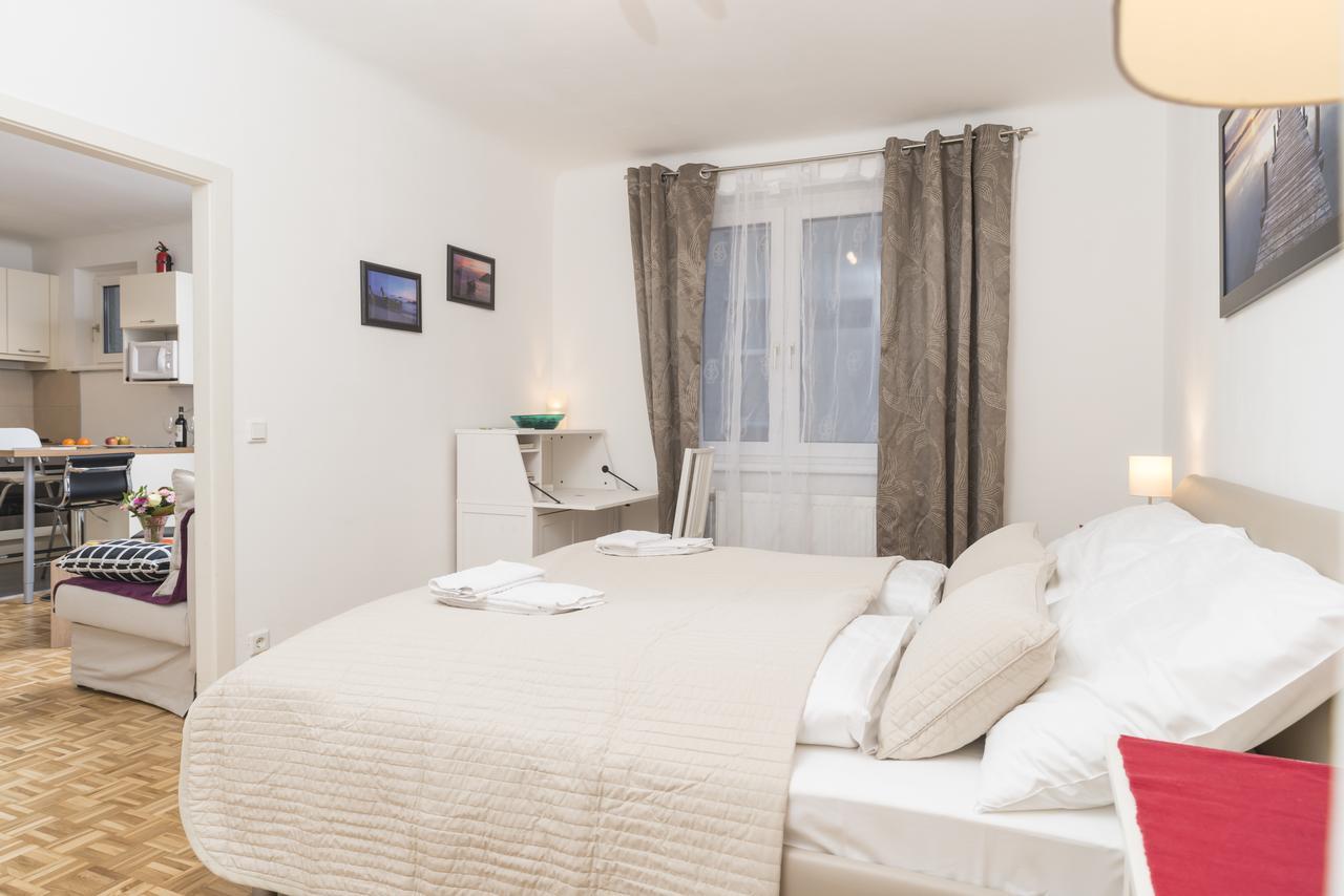 Hideaway Am Tabor Apartment Viena Exterior foto